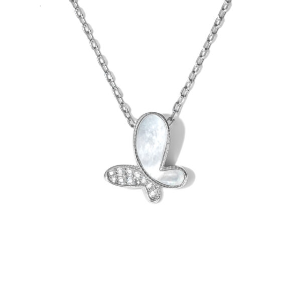 Collier papillon nacre blanc