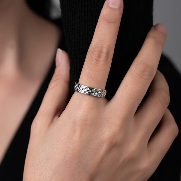 Bague motif pyramide – Image 2