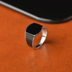 Chevalière en Argent 925 Organique, Galbée et Noir Onyx