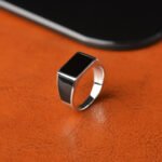 Chevalière Homme Minimaliste en Argent 925 et Laque Noire