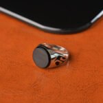 Chevalière Ronde en Argent 925 avec Décor Noir Graphique