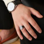 Chevalière en Argent 925 Organique, Galbée et Noir Onyx – Image 2